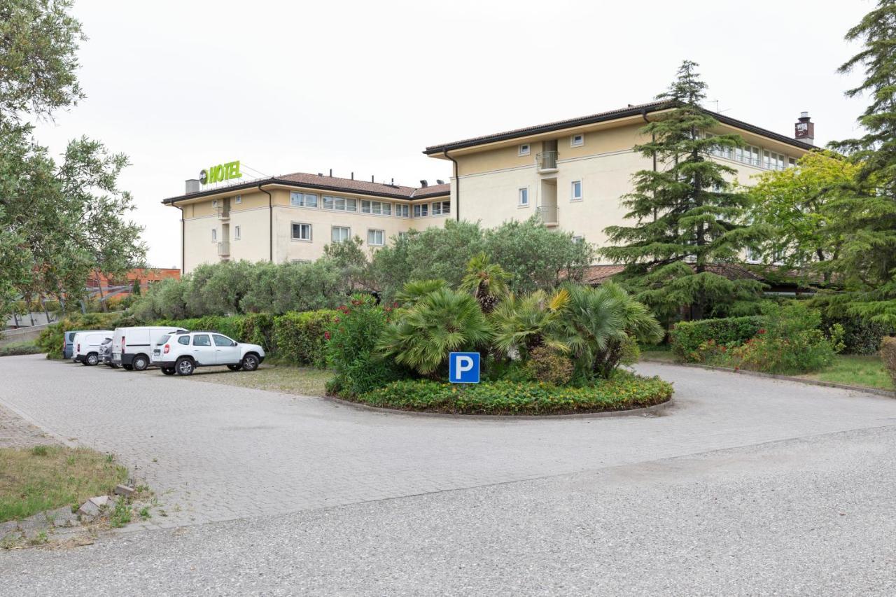 B&B Hotel Affi - Lago Di Garda Exterior photo